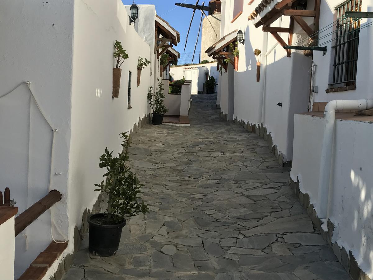 贝赫尔-德拉弗龙特拉莫里诺旅馆别墅 外观 照片